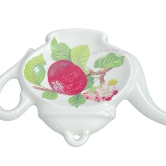 Portmeirion BOTANIC
GARDEN BUTTERFLIES & APPLE TEA
POT Spoon Rest/Holder - Picture 13 of 16